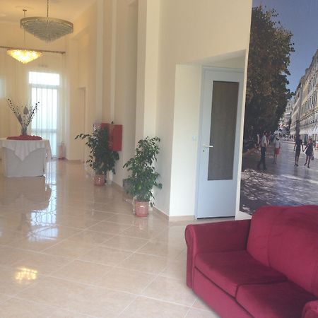 Amalia Hotel (Adults Only) Дассия Экстерьер фото