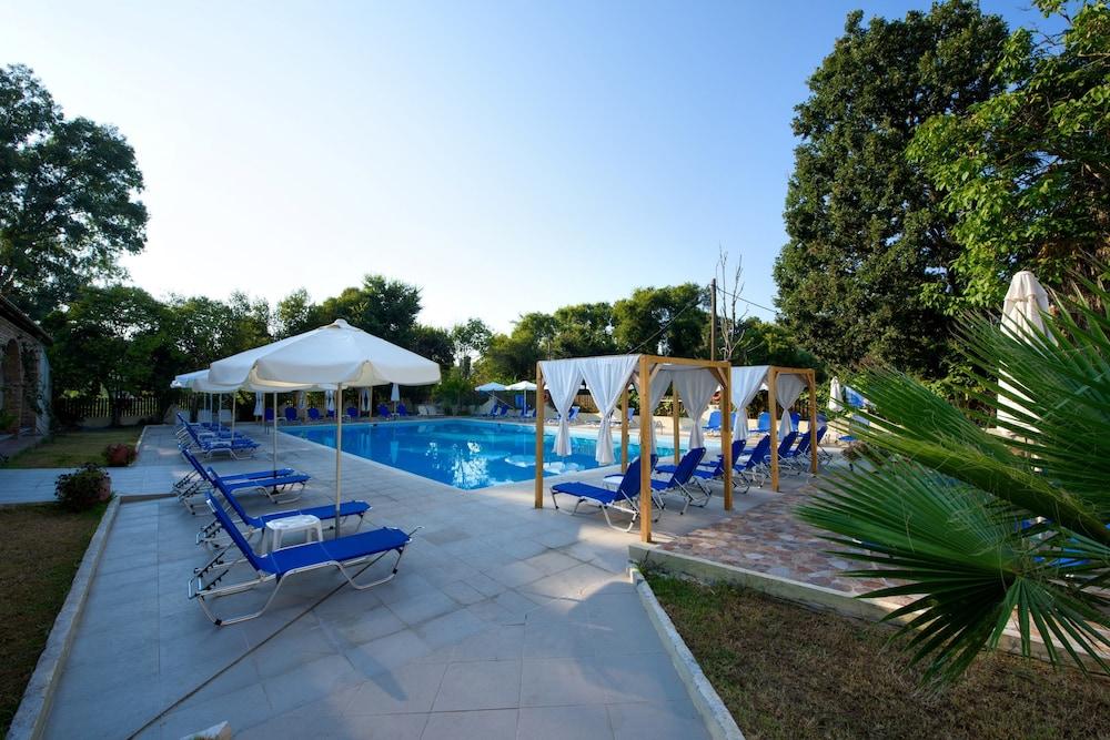 Amalia Hotel (Adults Only) Дассия Экстерьер фото